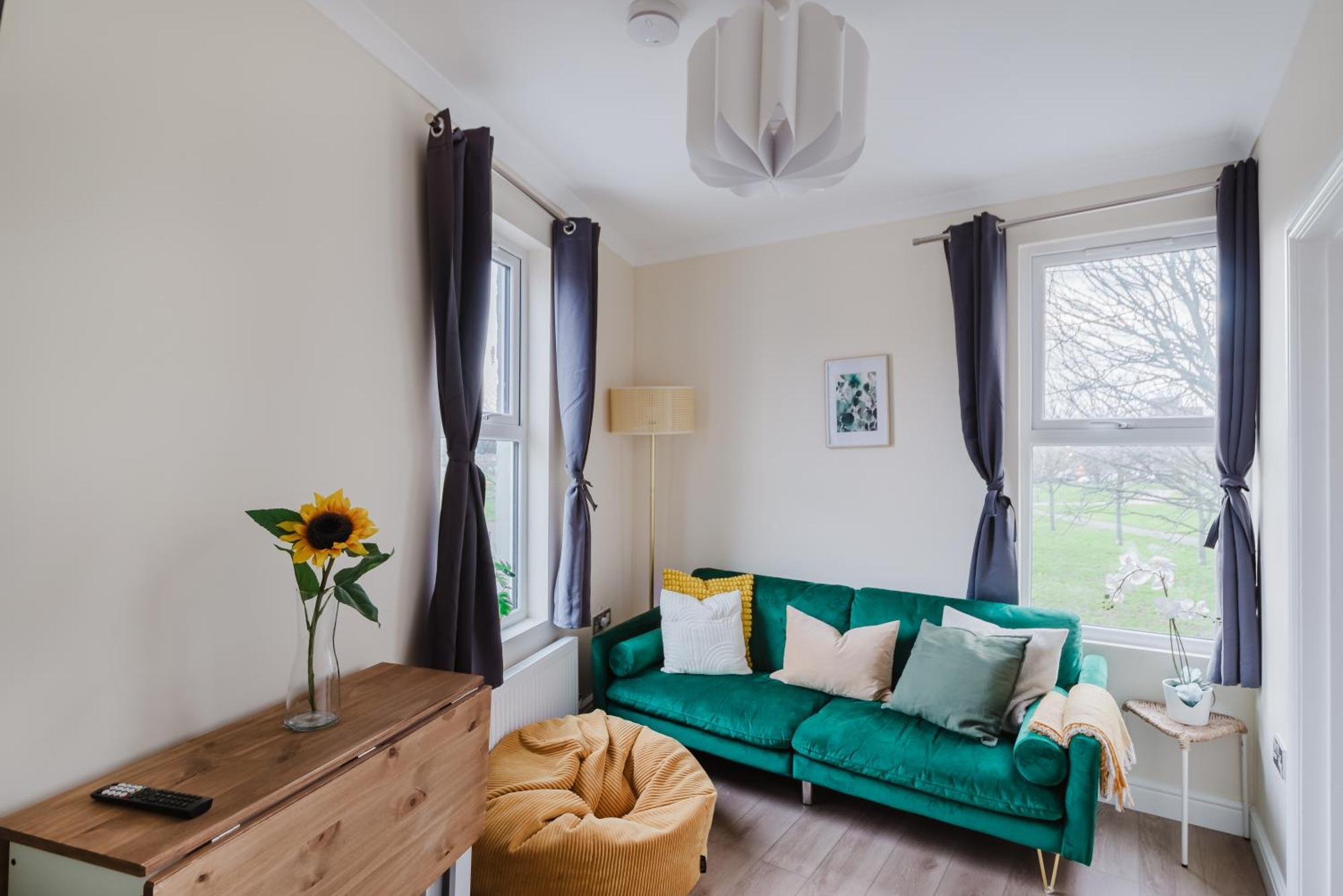 Modern Cosy Corner Flat 3 Bed And Loft Sleep 7 People Apartment London Luaran gambar